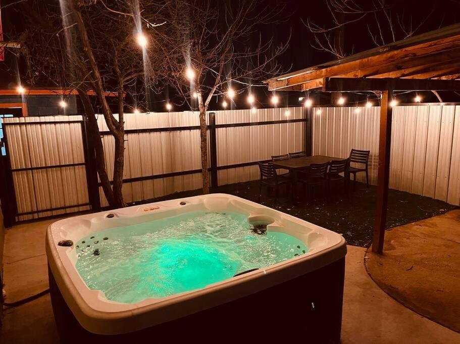 Prickly Pear At Cactus Flower-Hot Tub-Pet Friendly-No Pet Fees! Albuquerque Exterior photo
